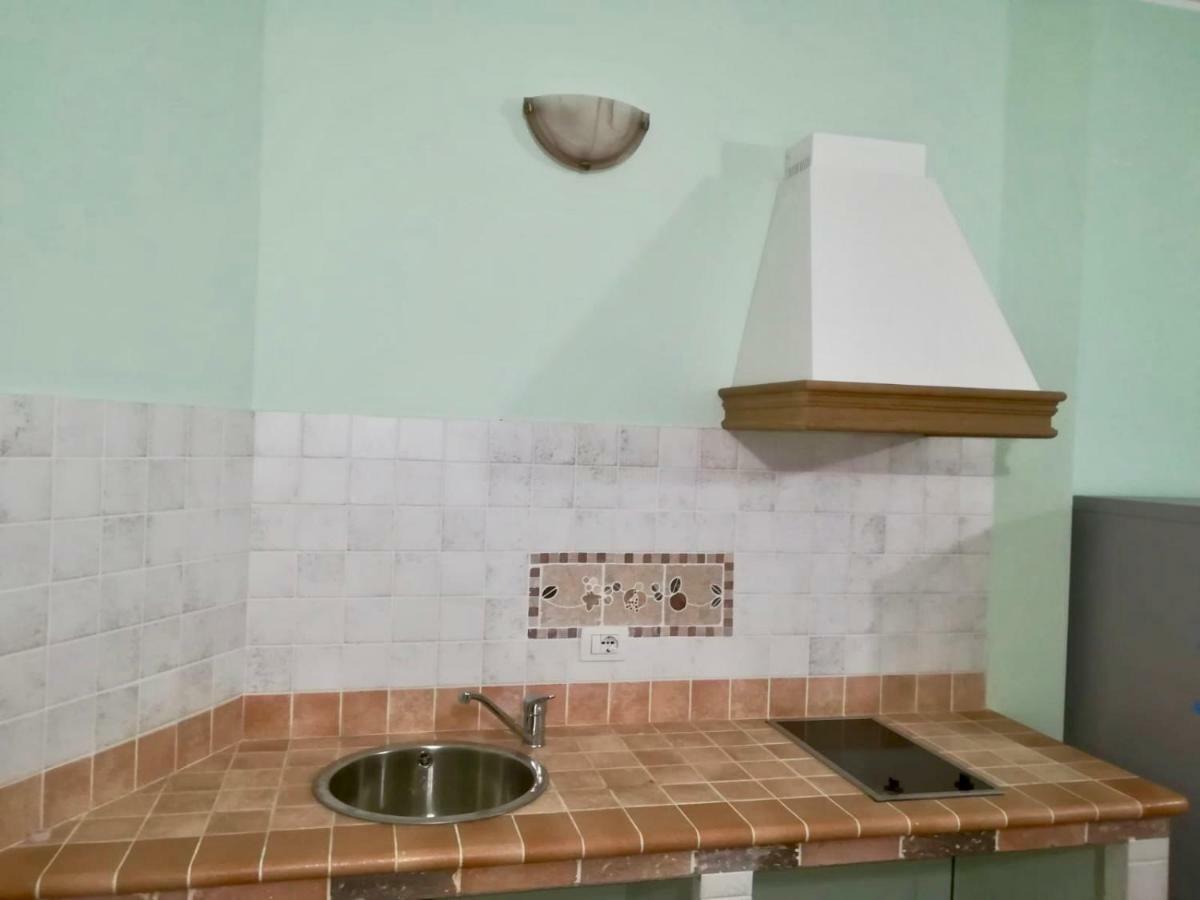 Sa Corti Antiga Apartment Sant'Antioco Bagian luar foto